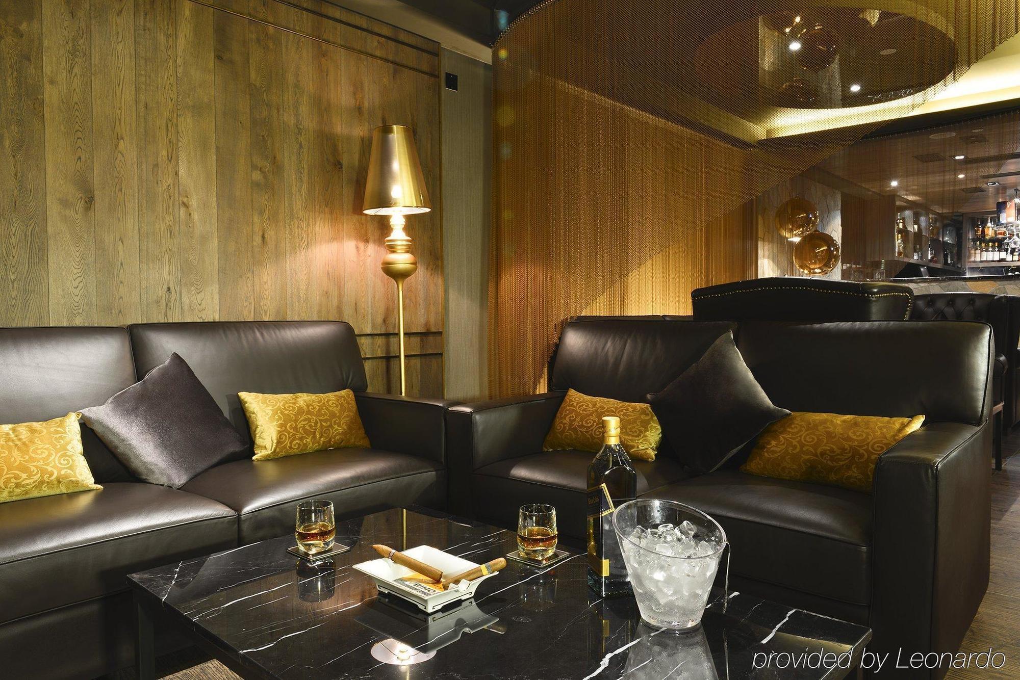Walden Hotel Hong Kong Exterior photo