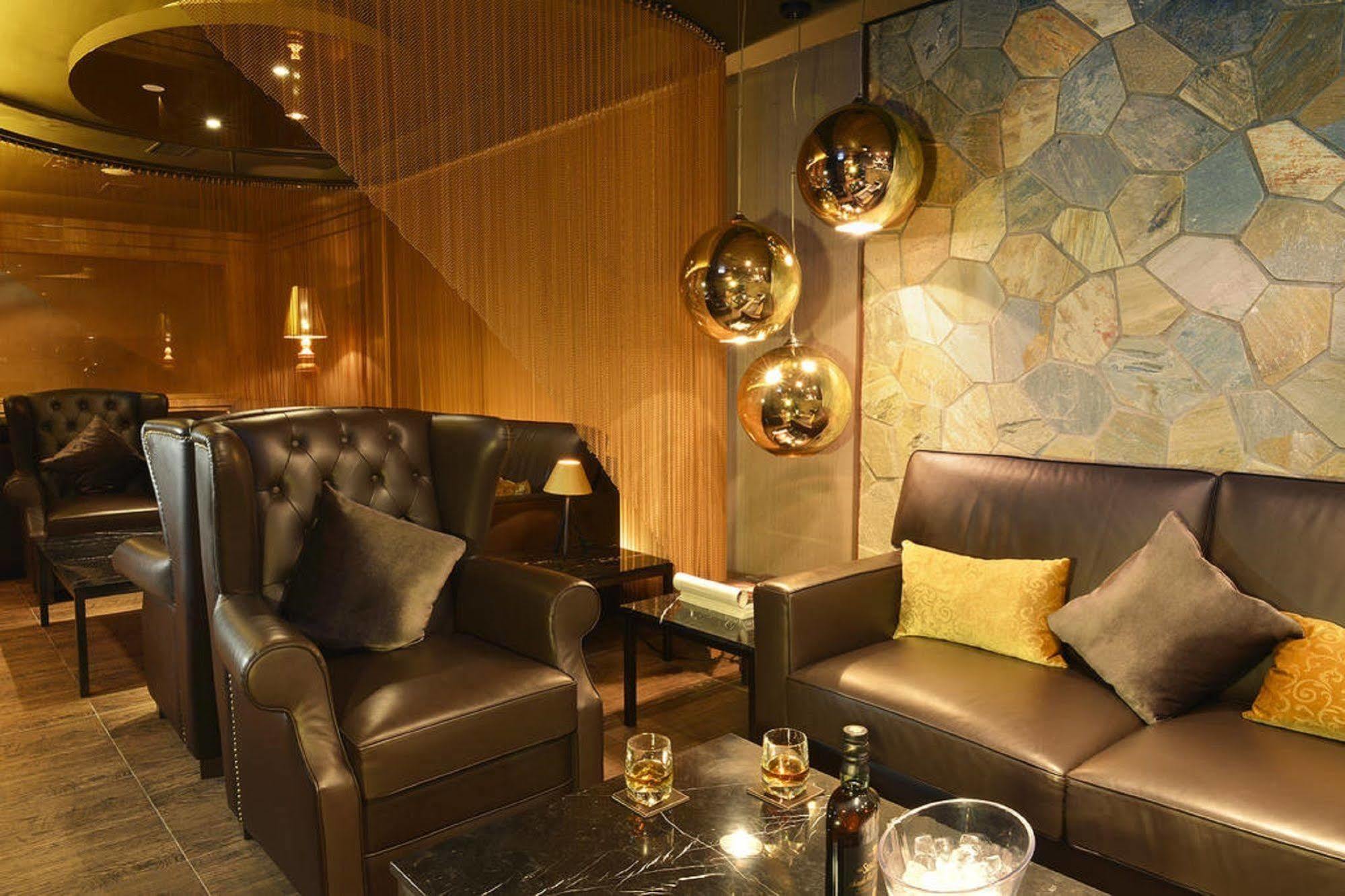 Walden Hotel Hong Kong Exterior photo